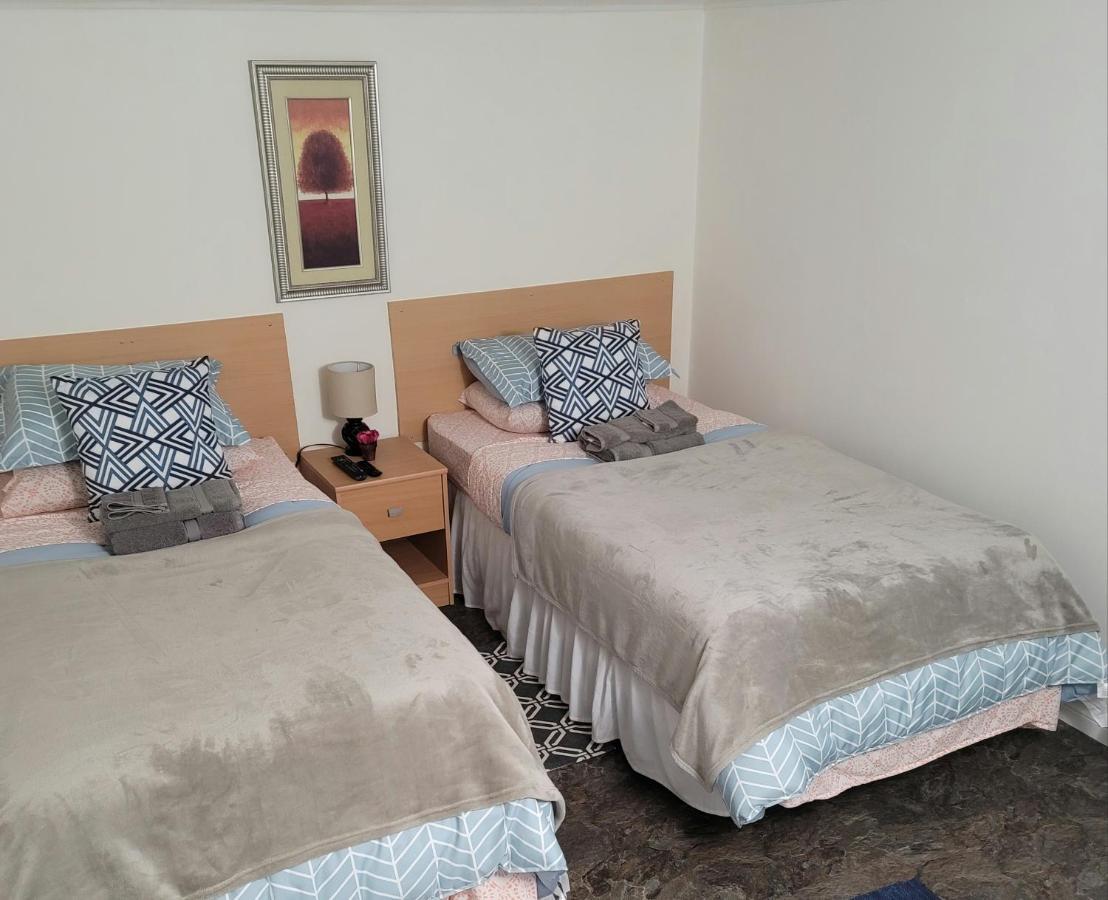 Ferienwohnung Lower Level Apt 6Ft High Close To Hwy Netflix Wifi Edmundston Exterior foto